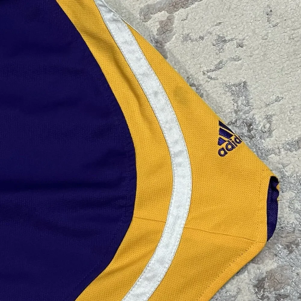 Los Angeles Lakers Basketball Shorts Men's Size Small NBA Adidas Vintage Playoff
